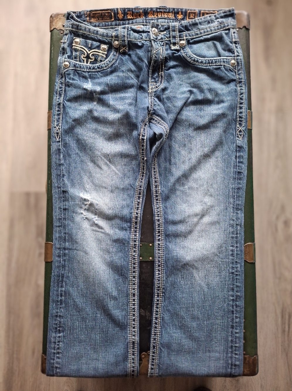 Rock Revival Relaxed Straight Jeans Mens  Size 32